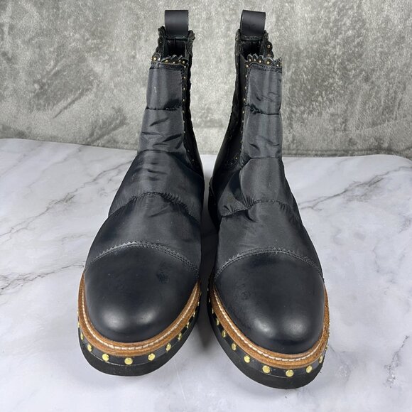 Free People Atlas Puffer Chelsea Boots Women's Black Gold Studs Size 40 - 9.5 US - Picture 2 of 10